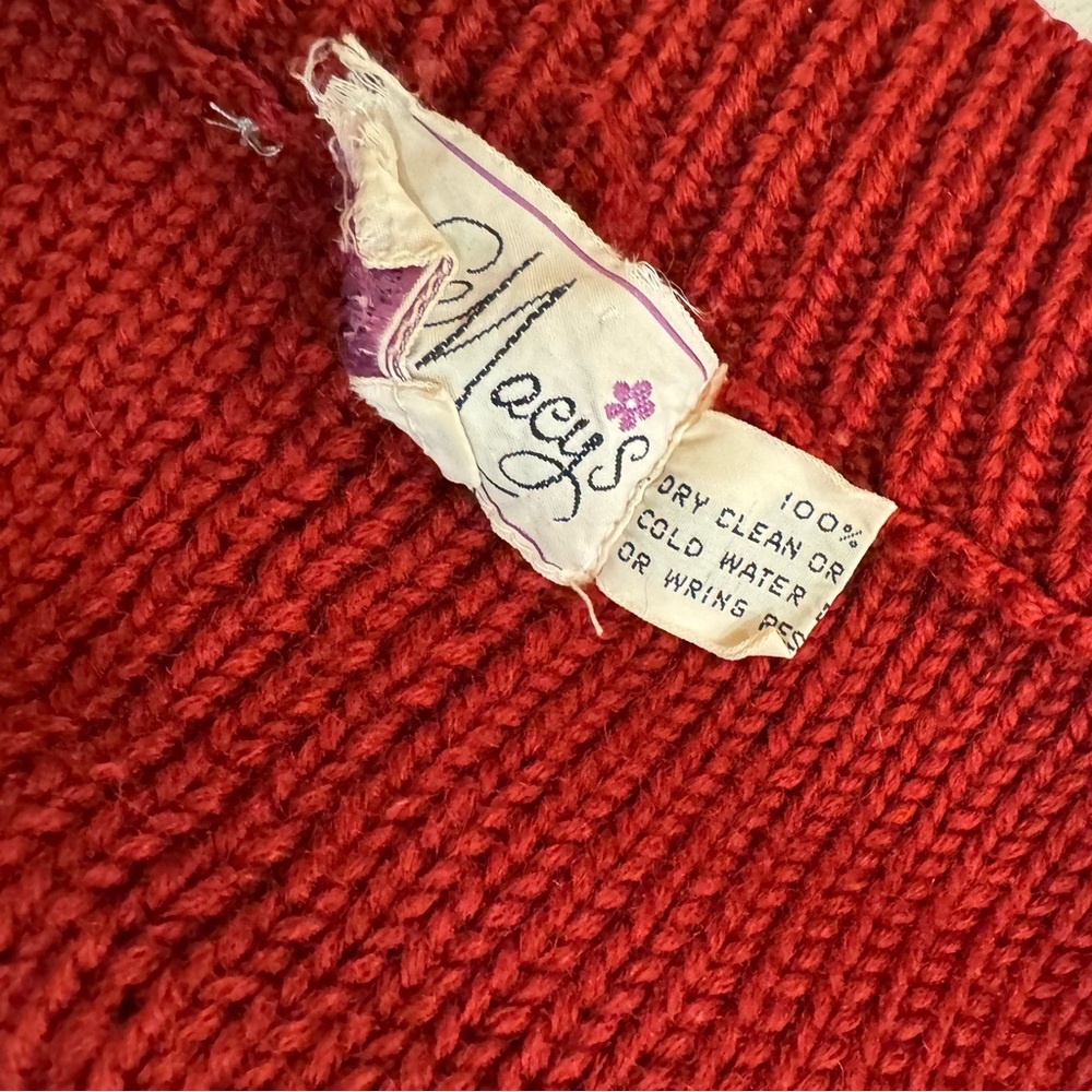 Vintage Macy’s Brick Red 100% Wool Tie Wrap Sweater Cardigan - Picture 4 of 10